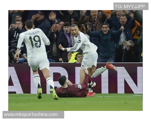 皇马友谊赛大胜里昂神奇扑救瞬间点燃全场激情