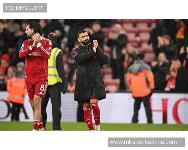 世界杯波尔图逆转利物浦红牌争议引发全场热议战术分析与精彩瞬间回顾