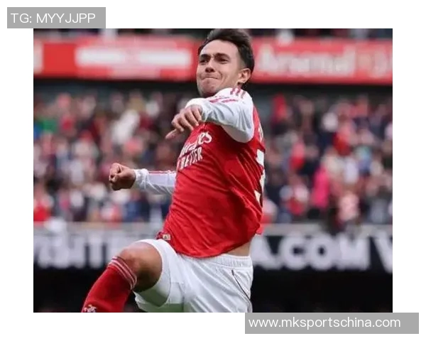 中超联赛精彩对决巴萨大胜阿森纳帽子戏法点燃全场激情